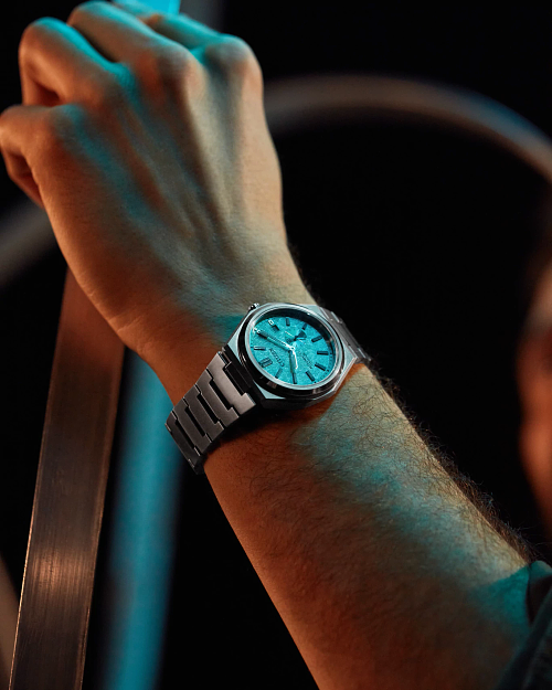Zenshin Mechanical Light Blue Dial Super Titanium Bracelet Zenshin Mechanical Light Blue Dial Super Titanium Bracelet